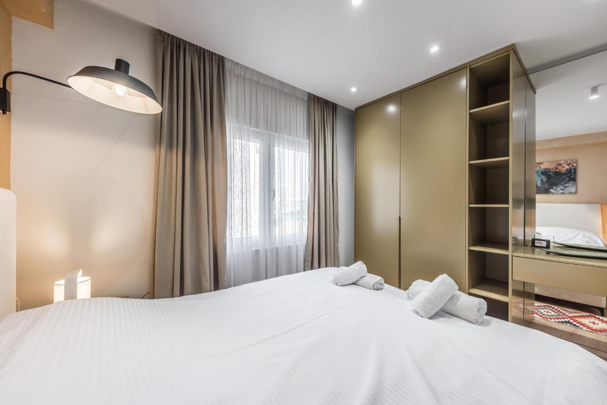 Pazari I Ri - 1 Bedroom Loft Тирана Екстер'єр фото